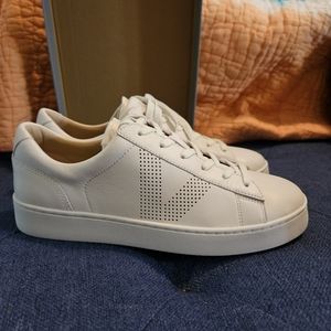 New In Box Vionic Splendid Honey Leather White Size 8 Sneakera